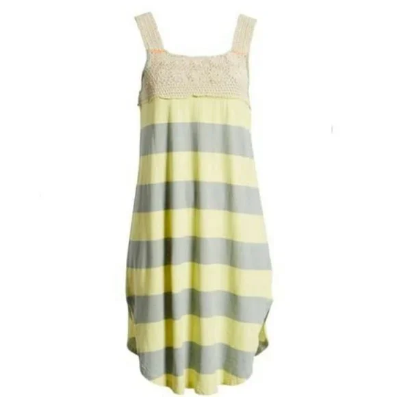 NEW FREE PEOPLE CROCHET TUNIC TOP - Picture 4 of 12